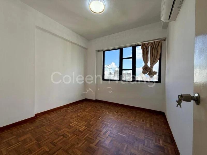 3 Bed Condo for Rent in  Central Green Condominium - Image 4